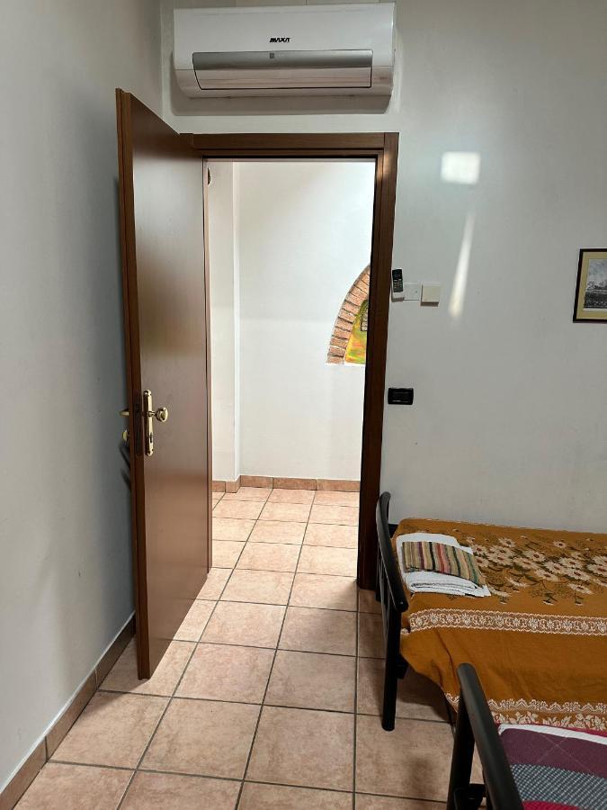 Agriturismo La Rasdora Porto Mantovano Esterno foto