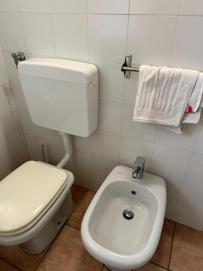 Agriturismo La Rasdora Porto Mantovano Esterno foto